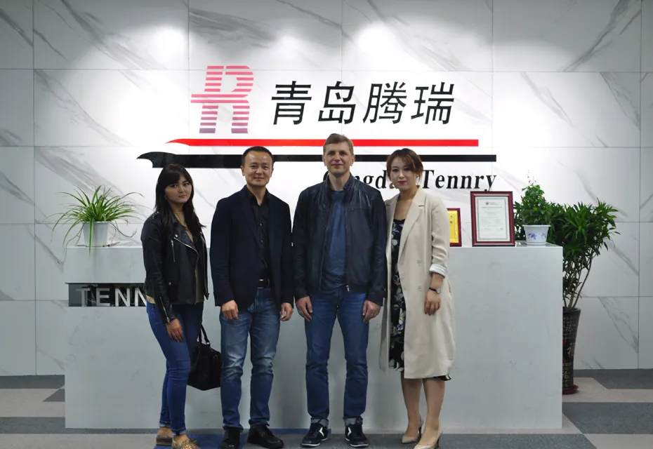 Welcome the Visit of Our Customers. Our Company Is Delighted to Have You